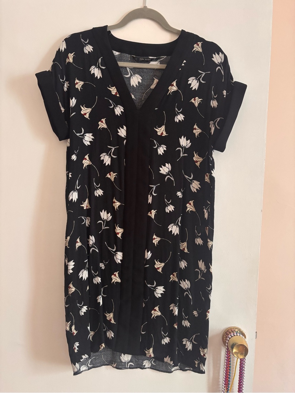 Black Floral V-Neck Women’s Dress - Zara XS